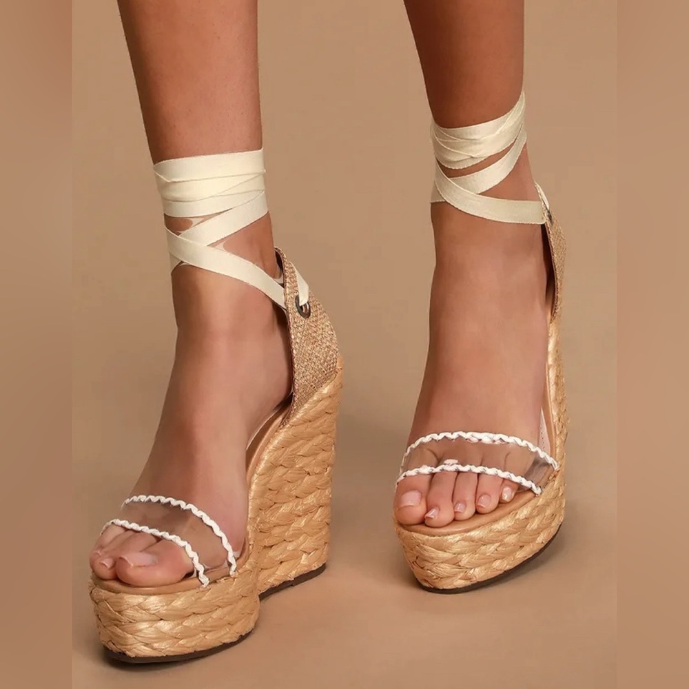 Schutz Women Ayama Wedge Sandal - 8 / Natural / Raffia & Vinyl
